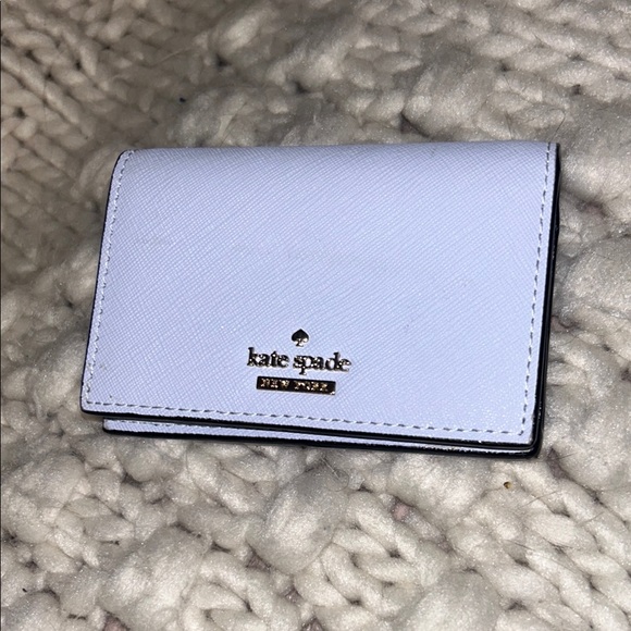 Kate Spade Wallet - Picture 1 of 8